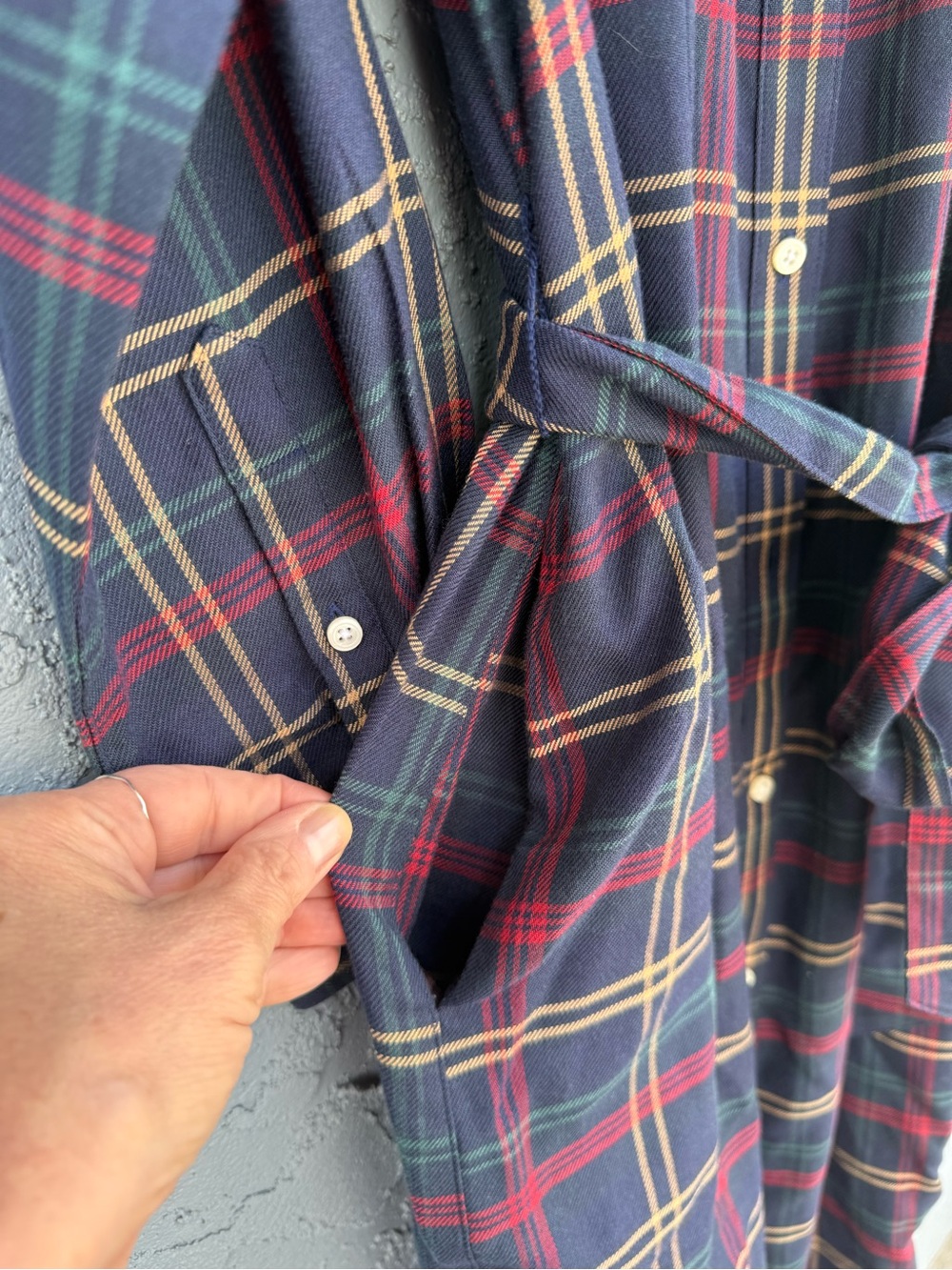 UNTUCKit Parker Tartan Plaid Button-Front Shirt Midi Dress Tie Navy Red 10 - Picture 4 of 8